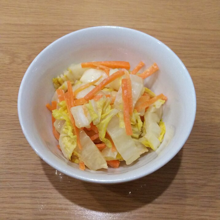 白菜と人参の味噌マヨサラダ